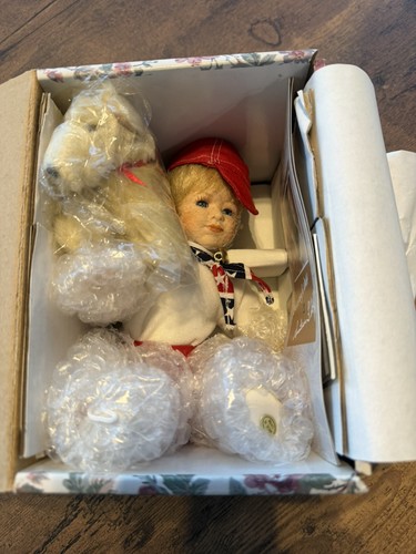 Collectible doll lexington - doll,